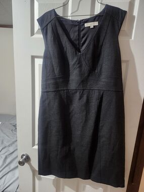 LOFT Black Sleeveless V-Neck Sheath Dress
